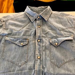 Taylor Stitch vintage-style western denim acid wash shirt